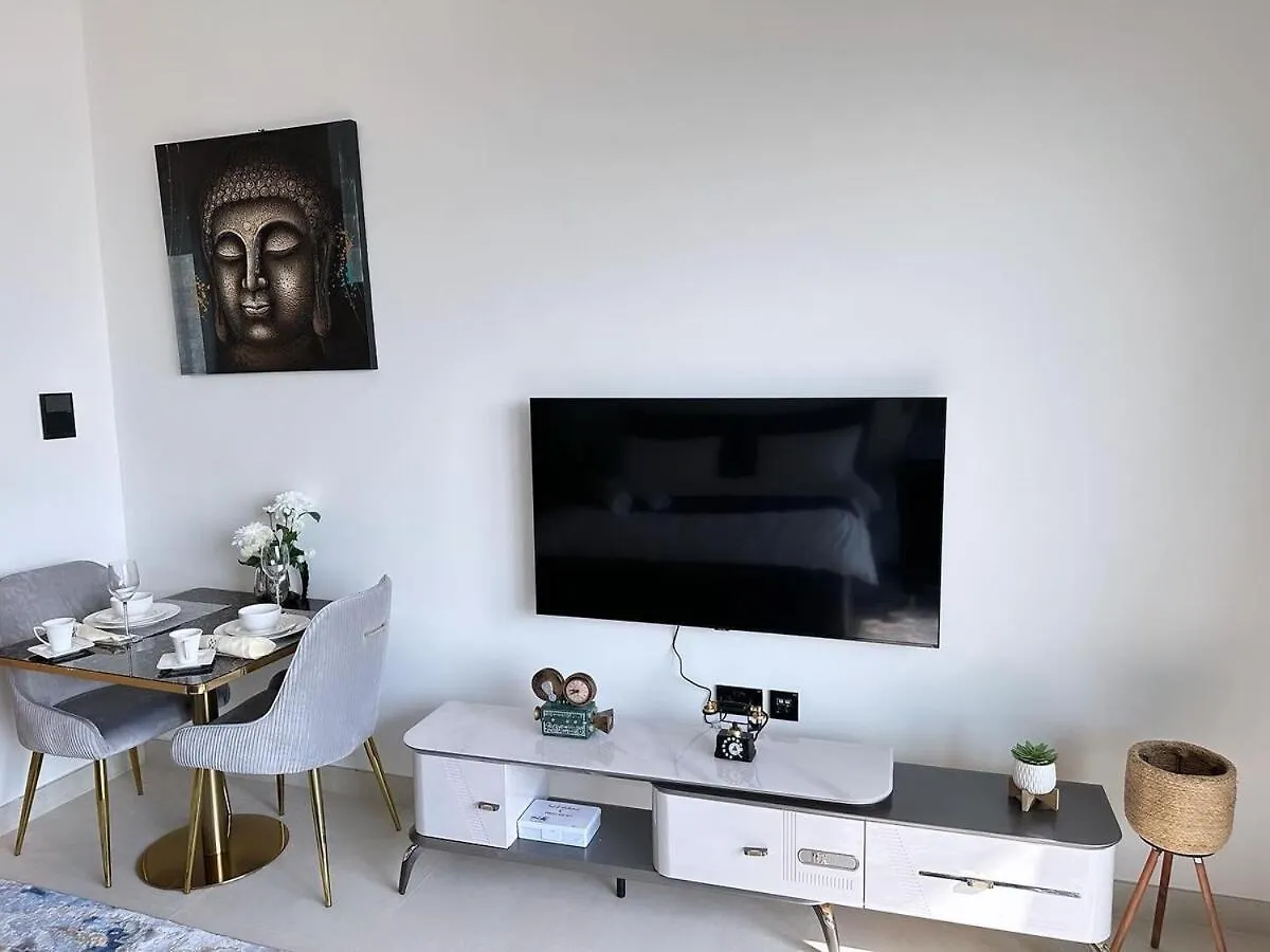 Binghatti Canal Suites Smart Home By Kings Holiday Dubai Holiday home