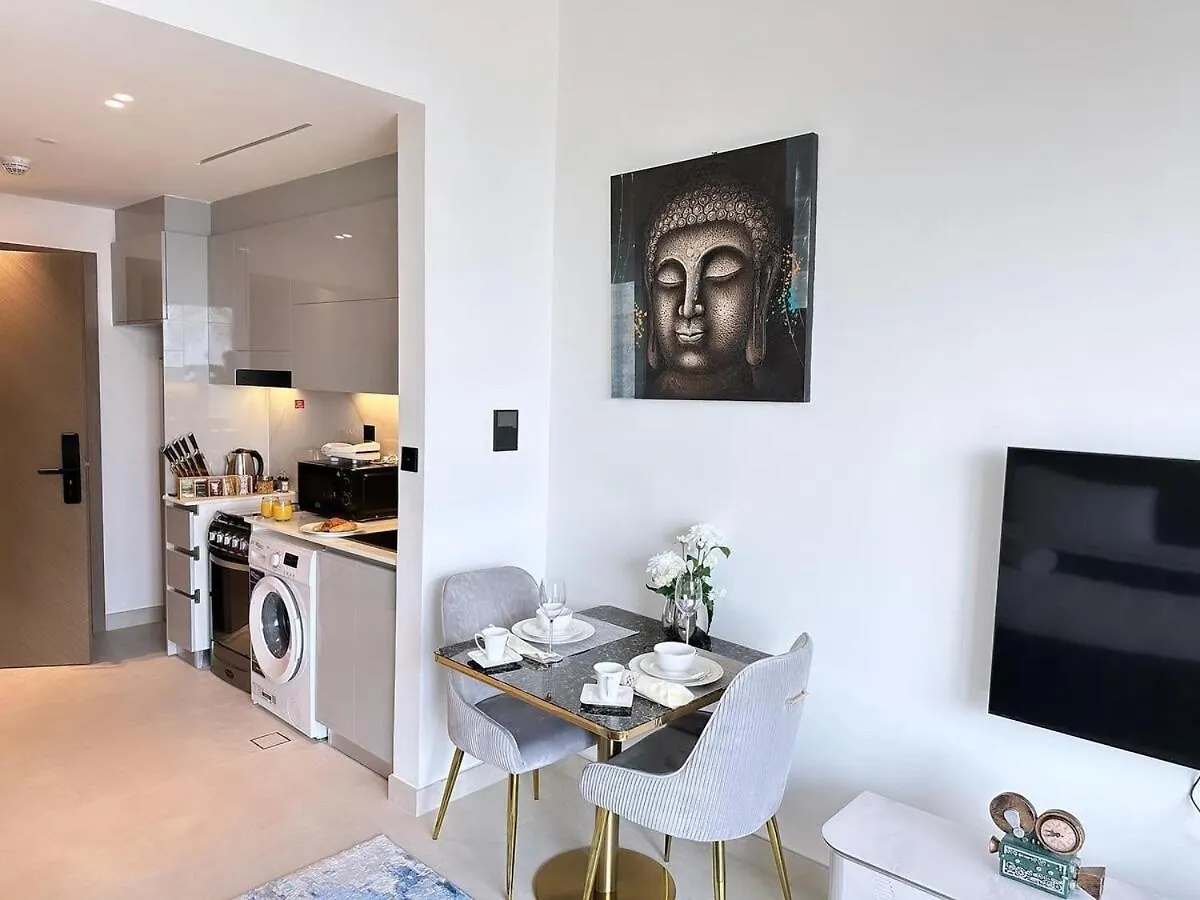 Binghatti Canal Suites Smart Home By Kings Holiday Dubai United Arab Emirates