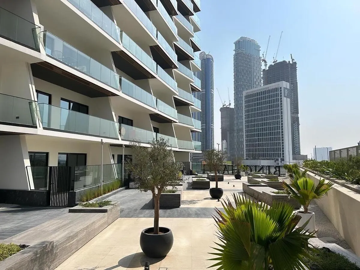 Binghatti Canal Suites Smart Home By Kings Holiday Dubai