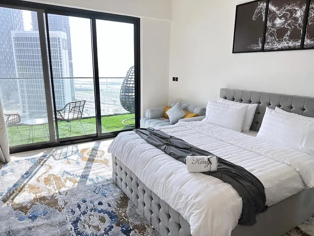 Binghatti Canal Suites Smart Home By Kings Holiday Dubai Holiday home