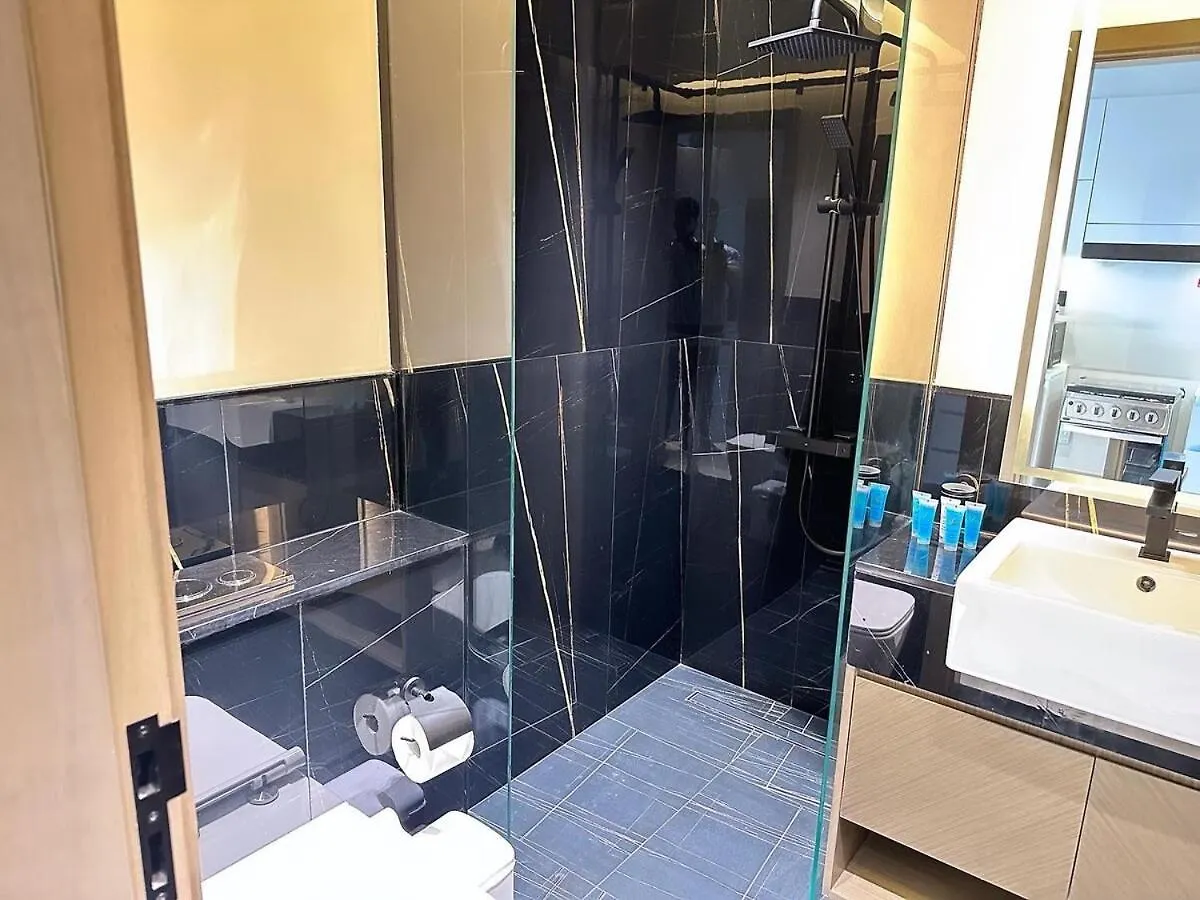 Binghatti Canal Suites Smart Home By Kings Holiday Dubai 0*,  United Arab Emirates